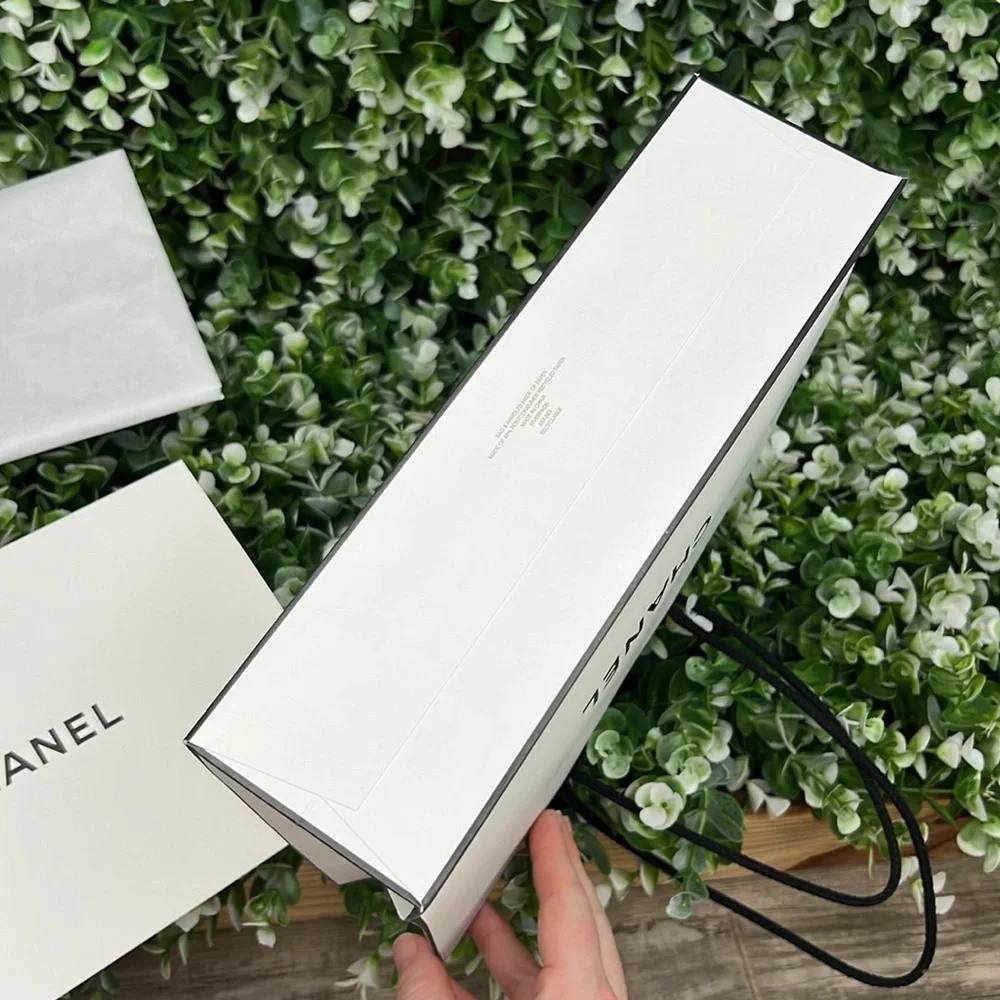 CHANEL Authentic White Shopping Bag Gift Set